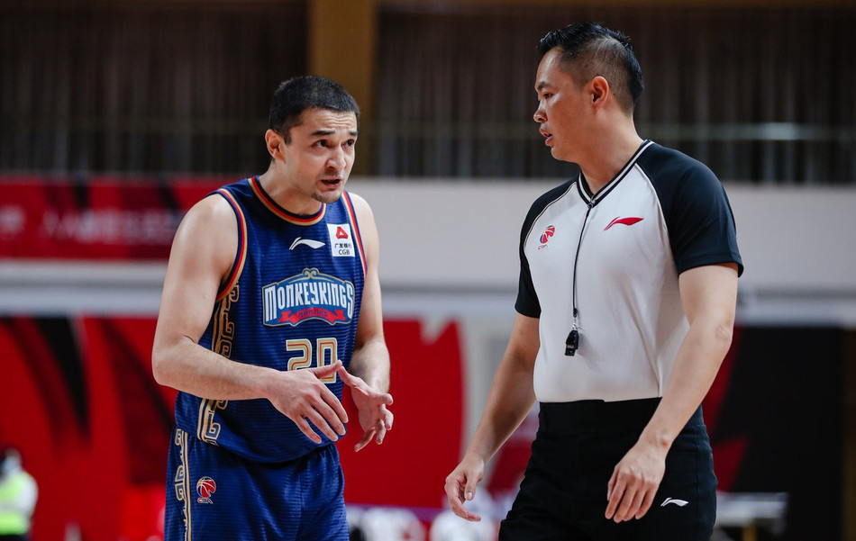 意大利杯赛程吃紧；马赛窗口期强势反弹；压力陡增；球探报告显示潜力(为什么德赛西威一直在招人)