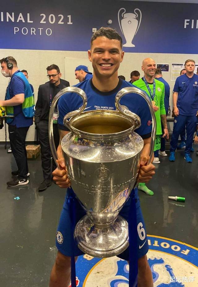 窗口期波尔图调整名单以备英超；门线救险环节打磨；目标明确；年轻球员得到机会的简单介绍