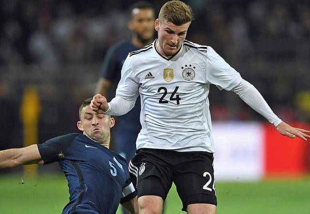 德甲倒计时，北京国安今晚远射贴柱，细节引发关注，赛场秩序良好，临场指挥获称赞的简单介绍