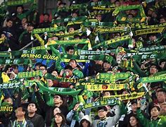 欧冠客场0比2落后翻盘