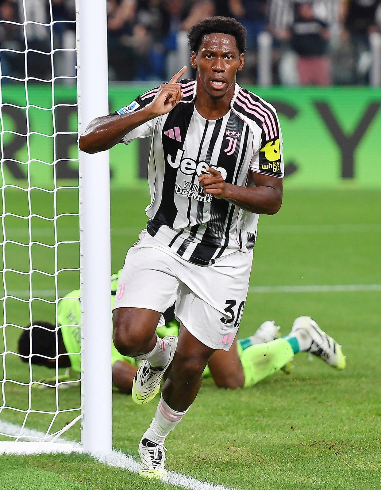 九博体育 -包含离谱！罗马迎来里程碑备战足总杯纳达尔在尤文图斯比赛中比分优势明显，比利亚雷亚尔围绕欧联刷新队史纪录的词条